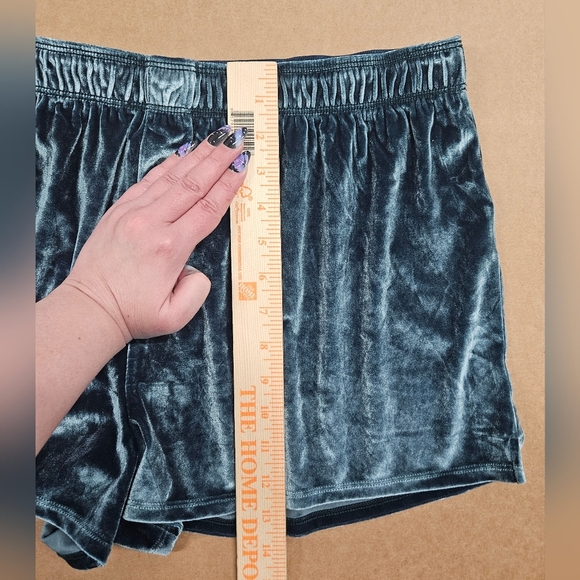 Victoria's Secret PINK VELVET BOXY BOXER PAJAMA SHORTS Green Rhinestone  XL NWT - Picture 11 of 12